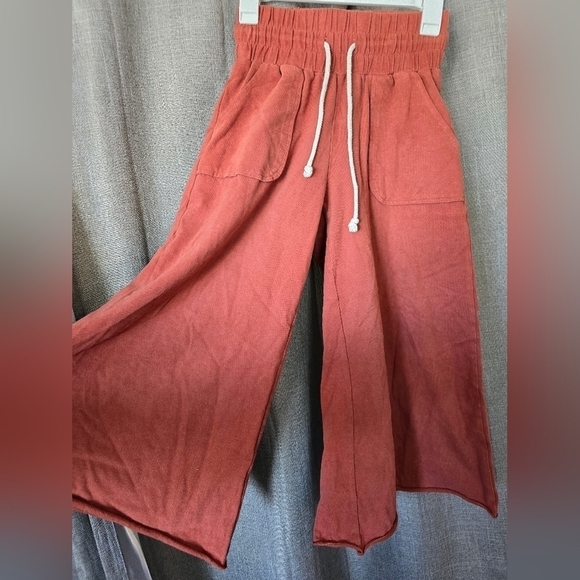 Ginger Parish X ROOLEE Cropped Wide Leg Elastic Waist Sweatpants XXS Red - Picture 2 of 5